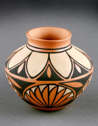 Polychrome jar by Geraldine Lovato, clay and paint, 2012